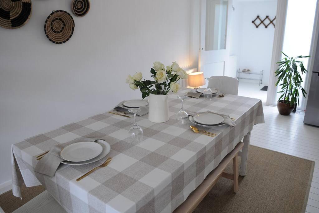 Light Filled Mid- Century 3 Bed Cottage In Dulwich London Eksteriør billede